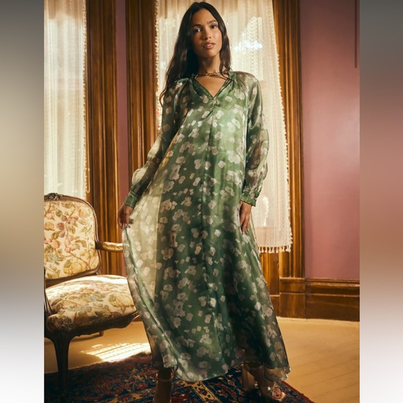 dark green flower dress CAROLINE dress Twist Navy – Lesley Evers main image 0